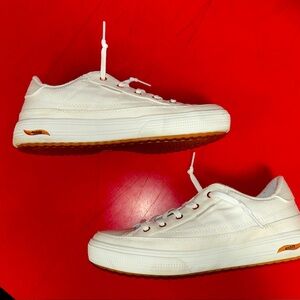 Skechers Arch Fit Arcade - Meet Ya There